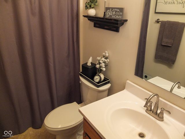 31 Hickory Lane S, Crawfordsville, IN 47933