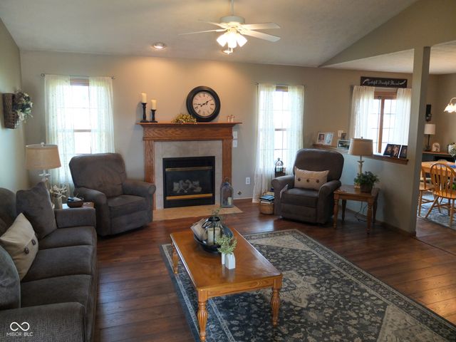 31 Hickory Lane S, Crawfordsville, IN 47933