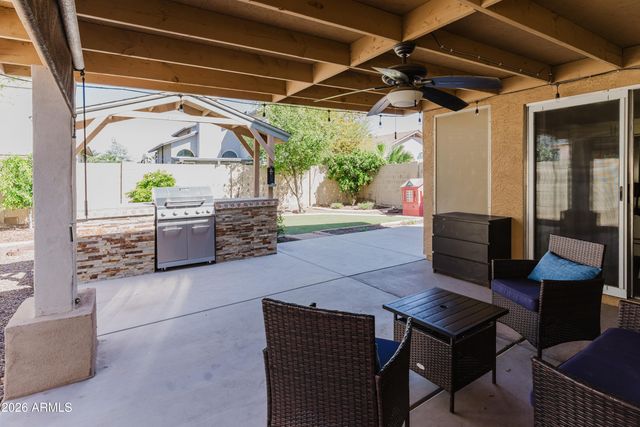 3638 W WAHALLA Lane, Glendale, AZ 85308