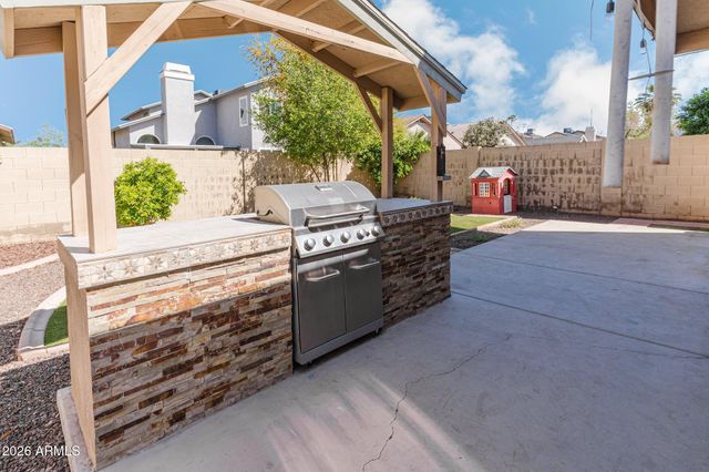 3638 W WAHALLA Lane, Glendale, AZ 85308