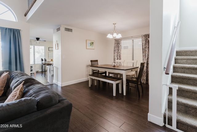 3638 W WAHALLA Lane, Glendale, AZ 85308