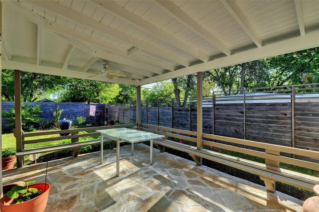 1302 Berkshire DR, Austin, TX 78723