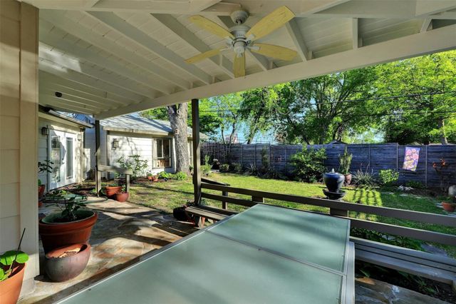 1302 Berkshire DR, Austin, TX 78723
