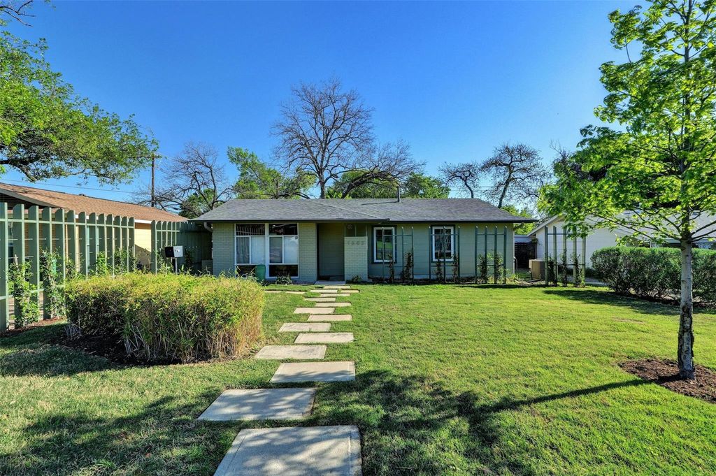 1302 Berkshire DR, Austin, TX 78723
