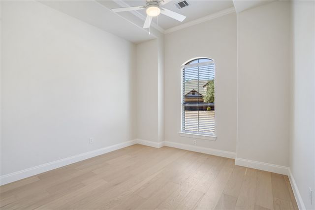 5919 Dry Creek Lane, Arlington, TX 76017