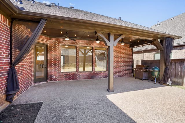 5919 Dry Creek Lane, Arlington, TX 76017