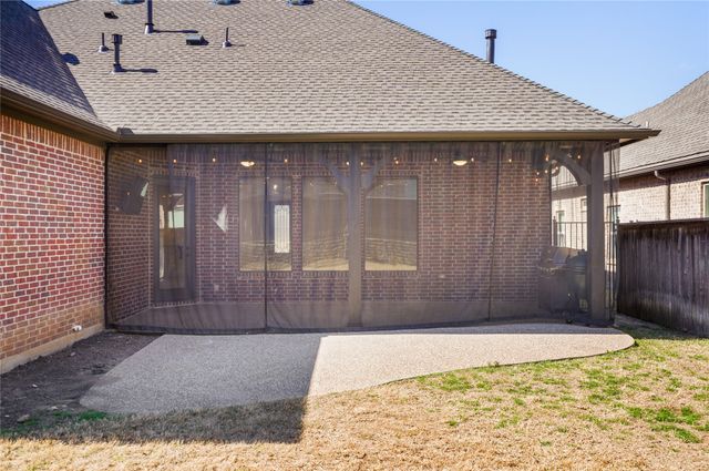 5919 Dry Creek Lane, Arlington, TX 76017