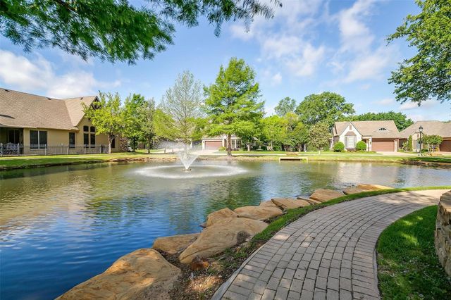 5919 Dry Creek Lane, Arlington, TX 76017