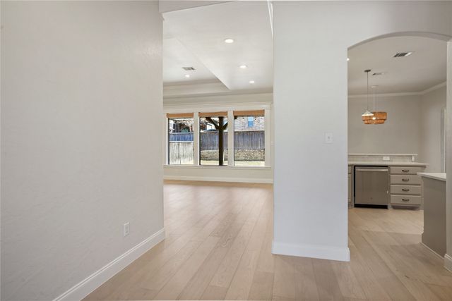 5919 Dry Creek Lane, Arlington, TX 76017