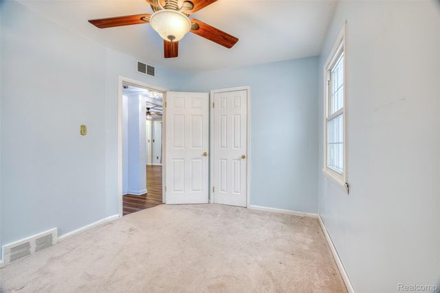 19305 Wall Street, Melvindale, MI 48122