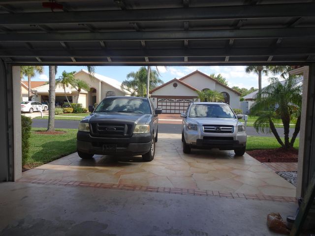 173 EXECUTIVE Circle, Boynton Beach, FL 33436