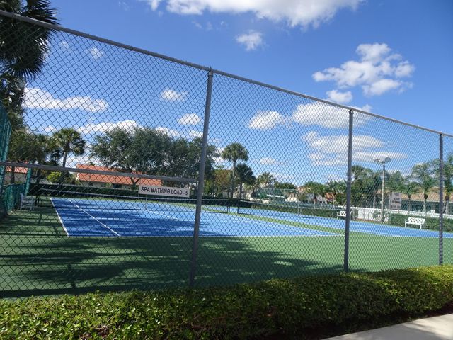 173 EXECUTIVE Circle, Boynton Beach, FL 33436