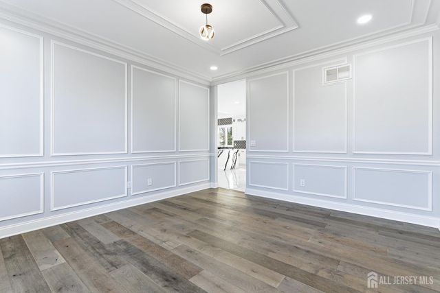 4 Hemlock Drive, Edison, NJ 08820