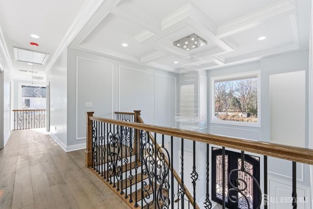 4 Hemlock Drive, Edison, NJ 08820