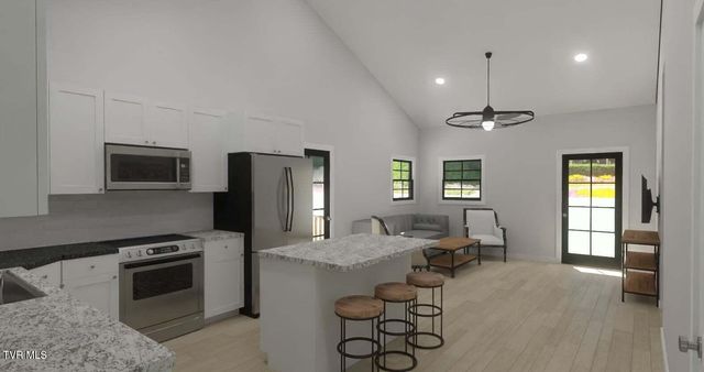 100 Cunningham Road, Bristol, TN 37620