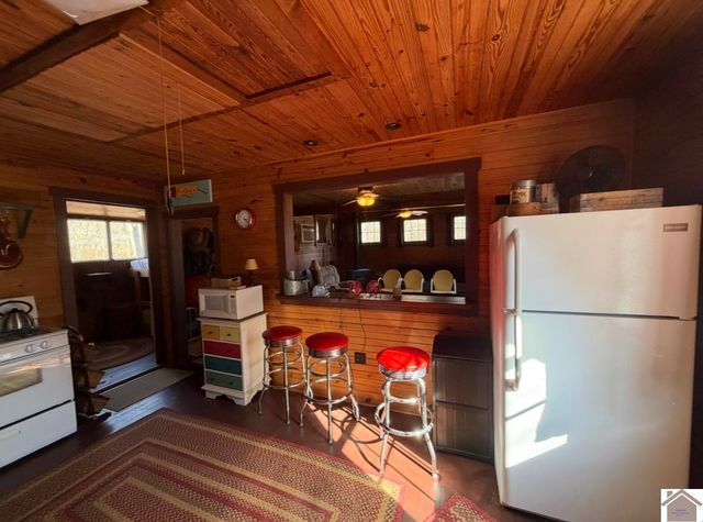 72 PORT LANE, Gilbertsville, KY 42044