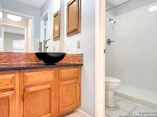 11520 Huebner Rd Apt 107, San Antonio, TX 78230