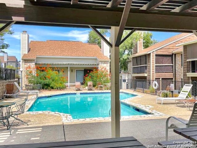 11520 Huebner Rd Apt 107, San Antonio, TX 78230