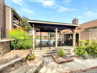 11520 Huebner Rd Apt 107, San Antonio, TX 78230