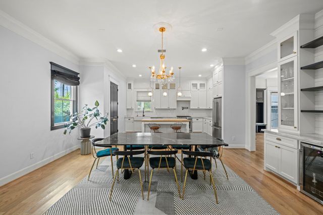 301 Cordell Street, Houston, TX 77009
