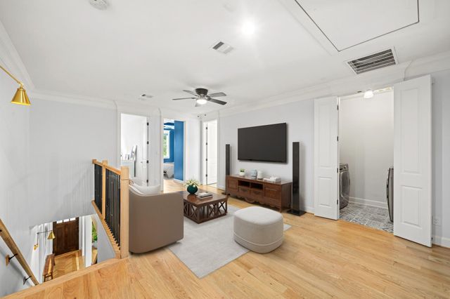 301 Cordell Street, Houston, TX 77009