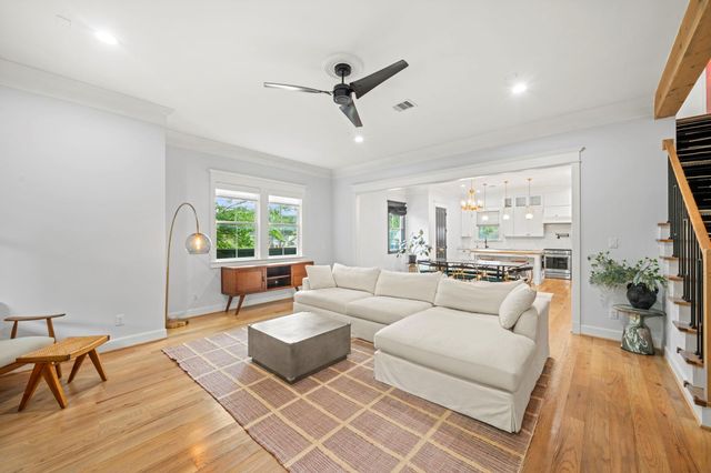 301 Cordell Street, Houston, TX 77009