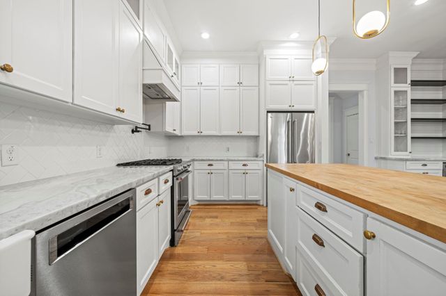 301 Cordell Street, Houston, TX 77009