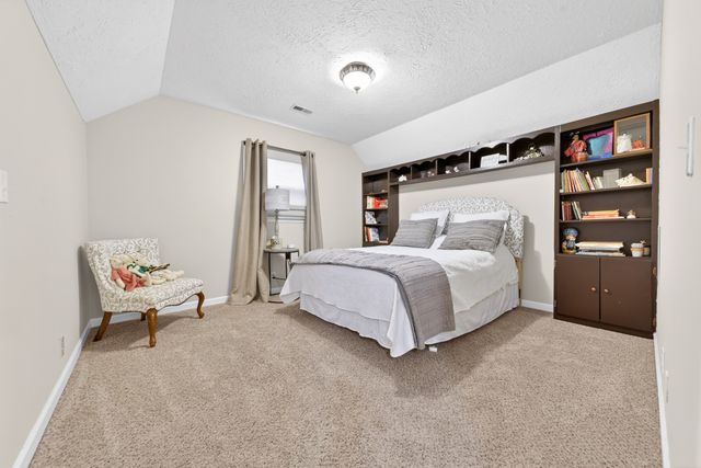 3146 Old Greenbrier Pike, Greenbrier, TN 37073