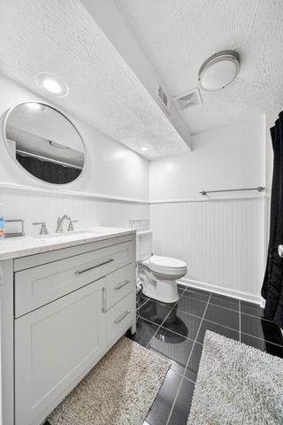 3146 Old Greenbrier Pike, Greenbrier, TN 37073