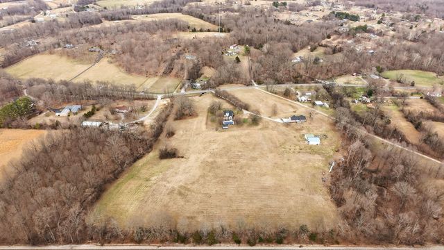 3146 Old Greenbrier Pike, Greenbrier, TN 37073