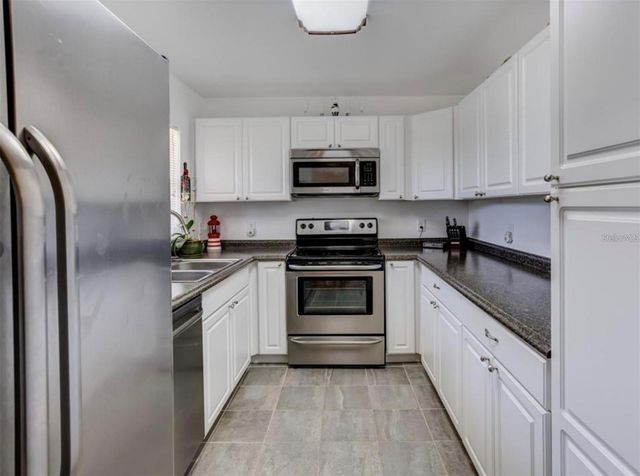 1730 TROPICAL COURT, Tavares, FL 32778