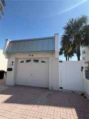 716 BAYWAY BOULEVARD 6, Clearwater Beach, FL 33767