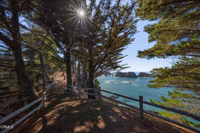 5420 S Highway 1, Elk, CA 95432