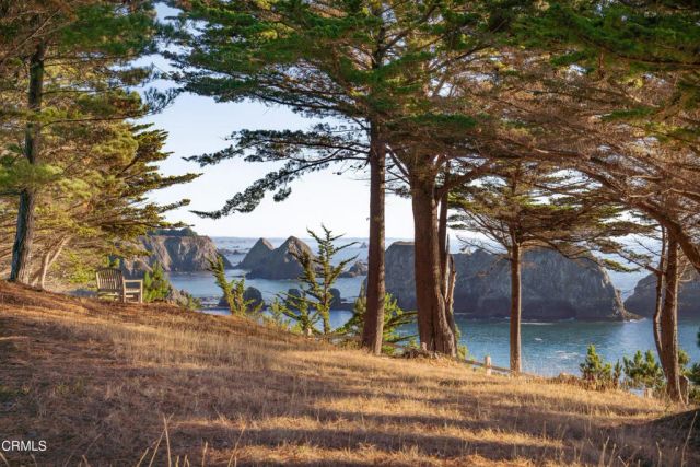 5420 S Highway 1, Elk, CA 95432