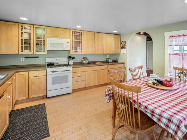 1326 Curtis Hollow Road, Woodstock, VT 05091