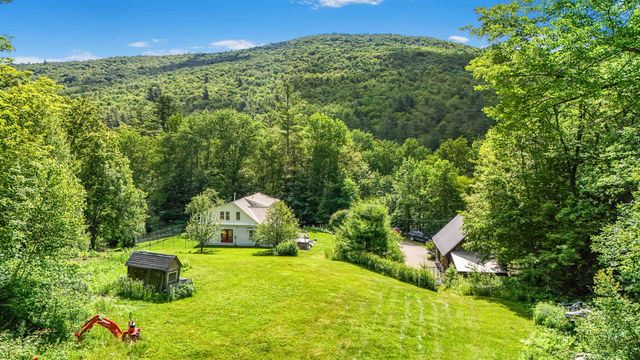 1326 Curtis Hollow Road, Woodstock, VT 05091