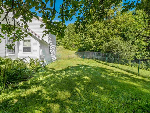 1326 Curtis Hollow Road, Woodstock, VT 05091
