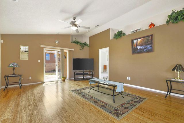 804 Mirasol Court NW, Albuquerque, NM 87120