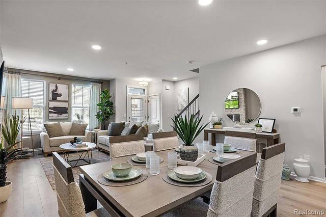 166 Jotham Avenue, Auburn Hills, MI 48326