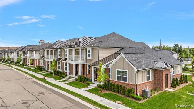 166 Jotham Avenue, Auburn Hills, MI 48326