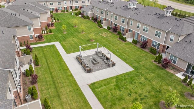 166 Jotham Avenue, Auburn Hills, MI 48326