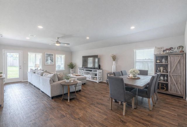 3704 Shady Elk Court, Conroe, TX 77301