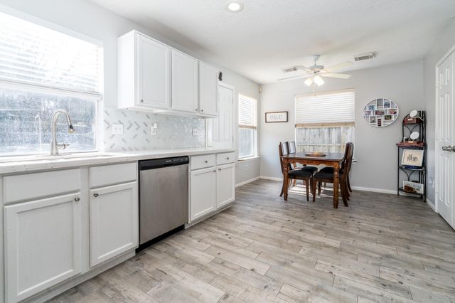 1718 Stonehaven Village Circle, Spring, TX 77386