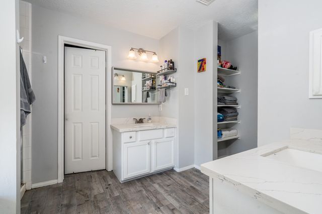 1718 Stonehaven Village Circle, Spring, TX 77386