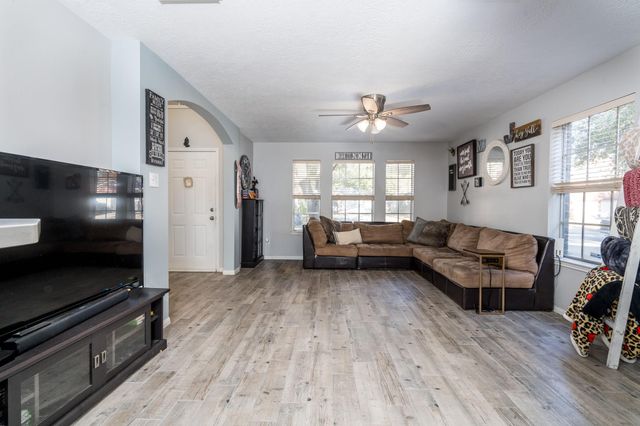 1718 Stonehaven Village Circle, Spring, TX 77386