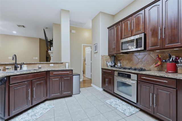 8311 Calico Canyon Drive, Tomball, TX 77375