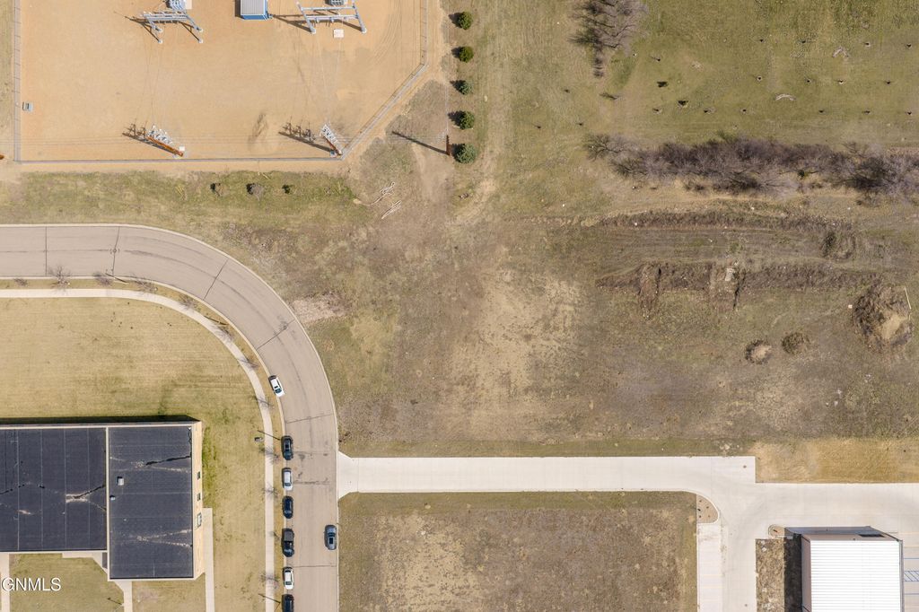 3447 Mccurry Way, Lincoln, ND 58504 photo 17