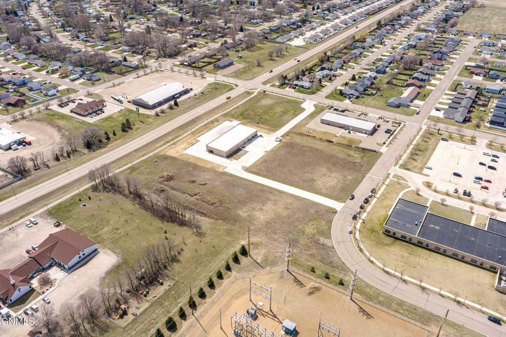 3447 Mccurry Way, Lincoln, ND 58504 photo 19