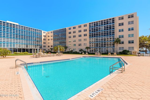 1224 S Peninsula Dr Apt 222, Daytona Beach, FL 32118