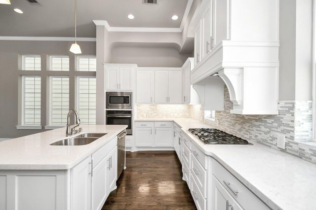 2709 Kennedy Street, Houston, TX 77003